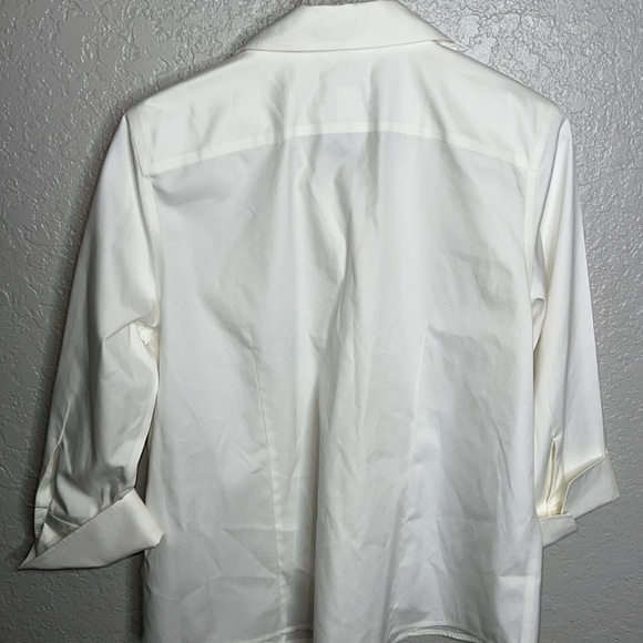 Talbots White/ Cream Wrinkle Resistant Button Down 3 Quarter inch Sleeve Top - Picture 5 of 6